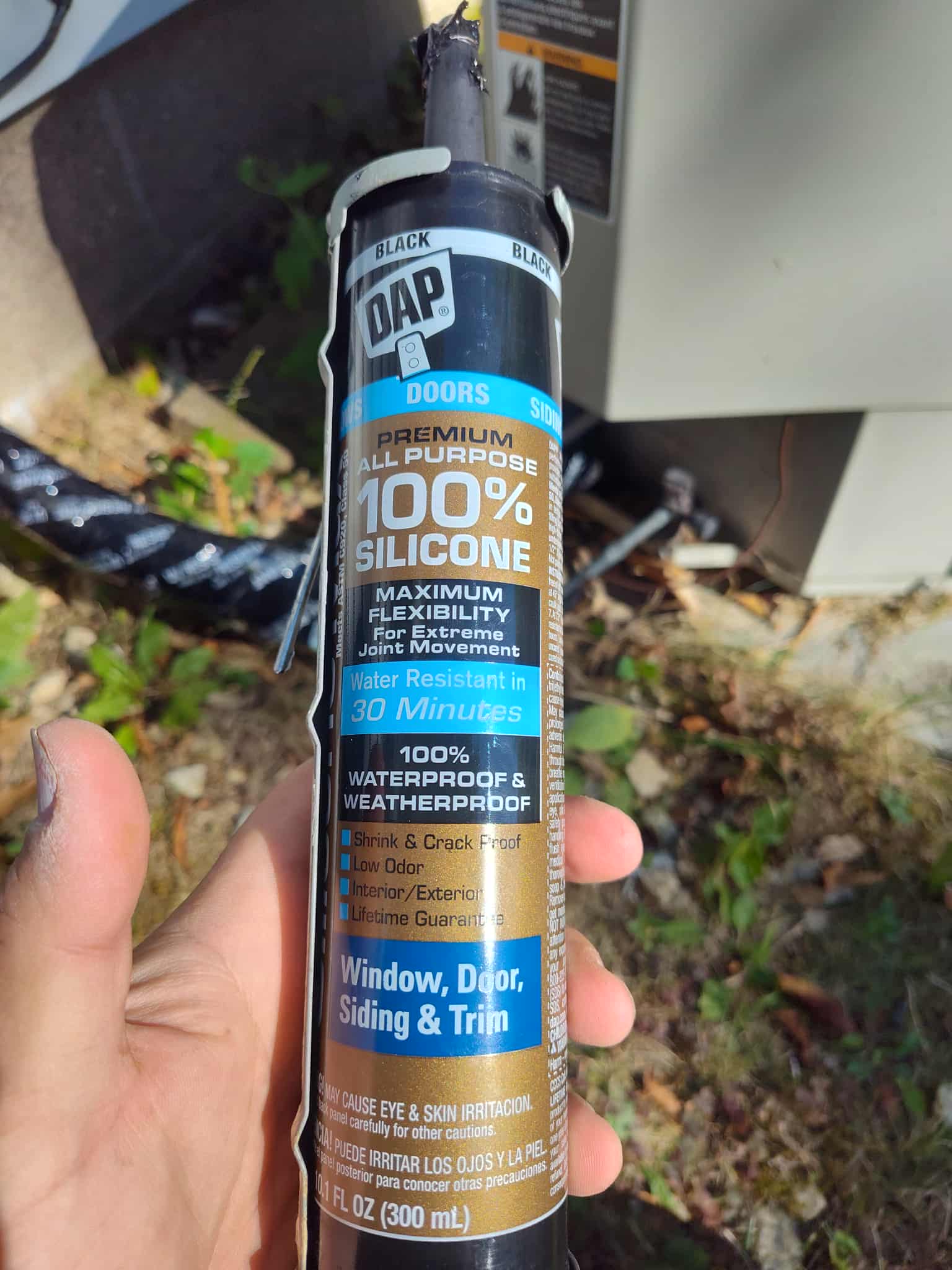 caulk.jpg